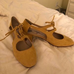 Mustard Yellow Cut Out Heels Size 9